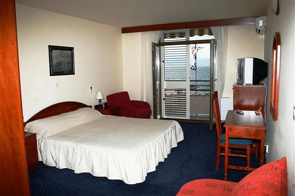 Hotel Miramare Njivice